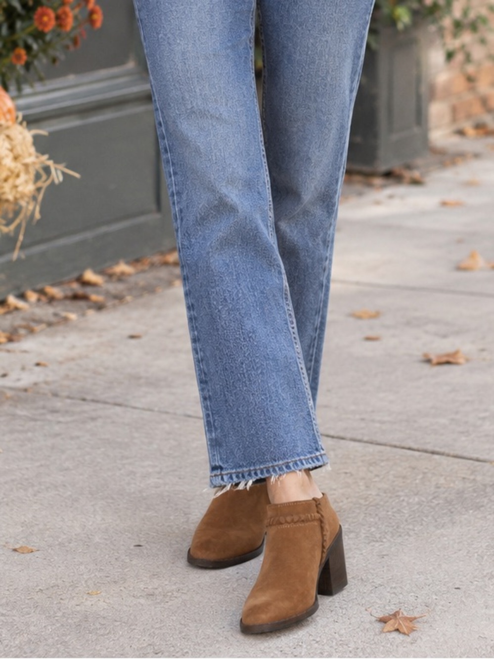 Lucky Brand Tan Suede Block Heel Ankle Booties